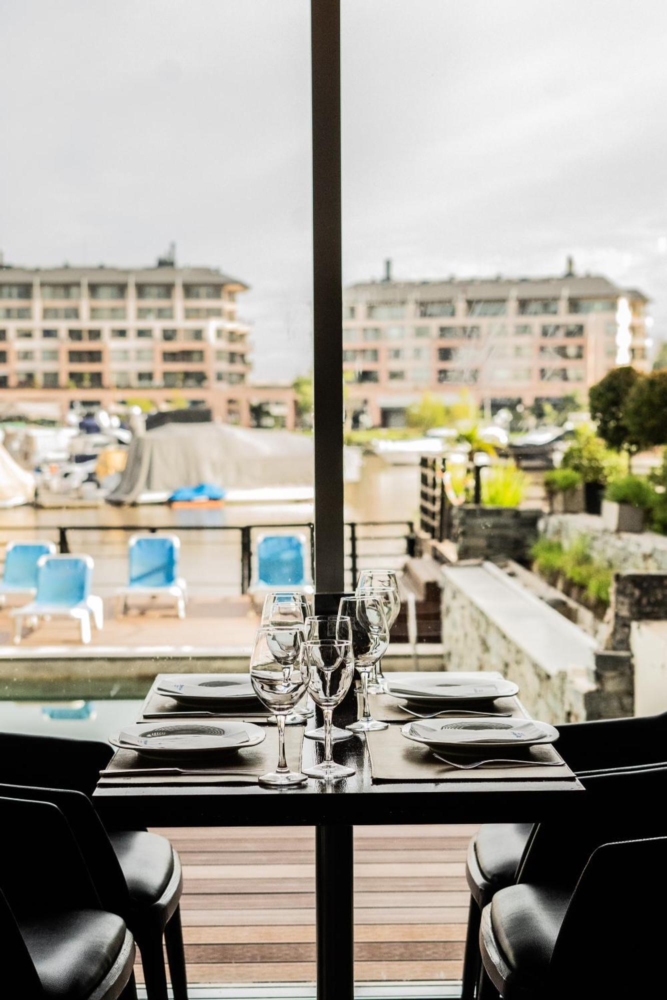 Hotel Wyndham Nordelta Tigre - Buenos Aires Esterno foto The view from the restaurant
